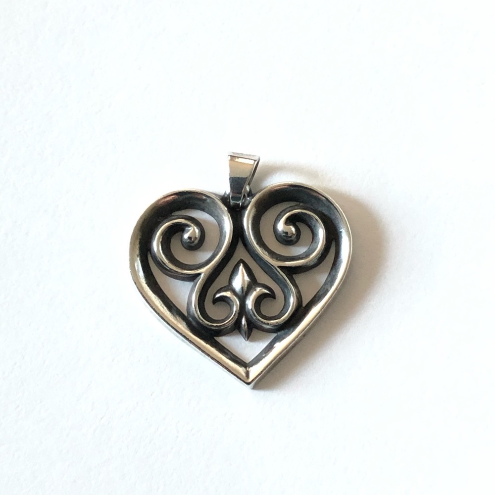 James Avery Retired Large French Heart Pendant